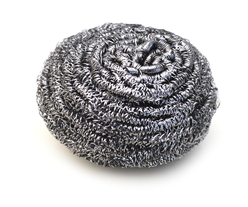 METAL SCOURERS